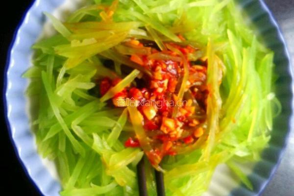 凉拌莴笋丝的做法图解3