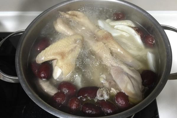 花胶煲鸡汤
