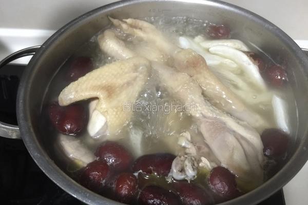 花胶煲鸡汤的做法图解4