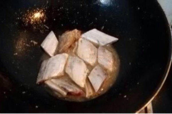家常烧带鱼的做法图解5