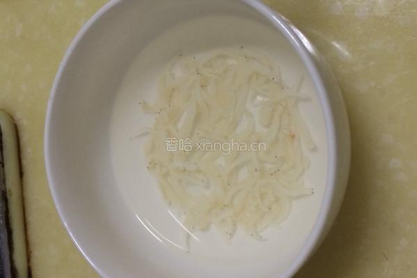 银鱼水蒸蛋的做法图解1