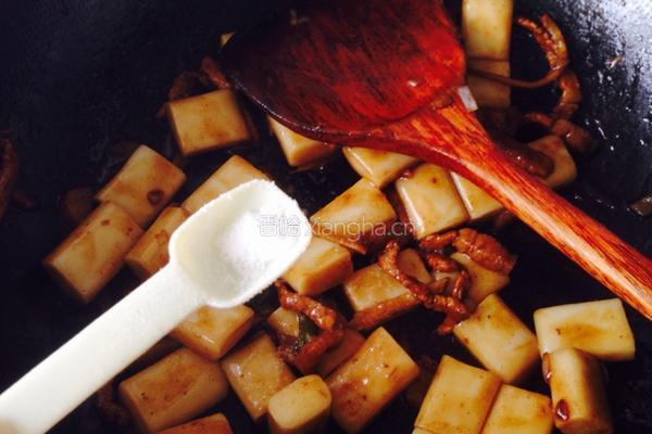 肉丝炒年糕的做法图解8