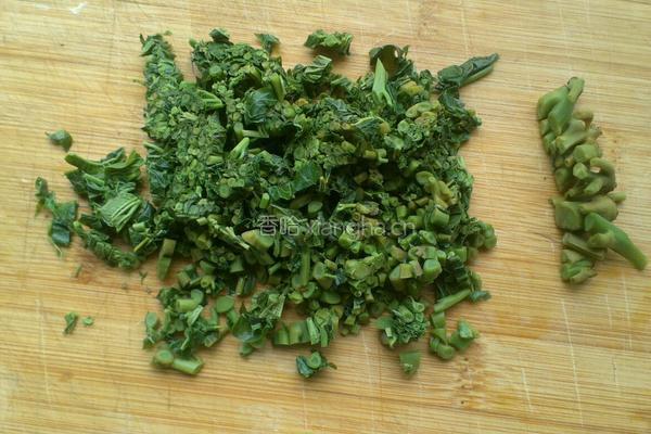 香椿豆腐肉饼的做法图解1