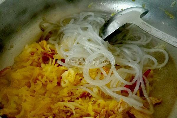 酸菜炒粉条的做法图解7