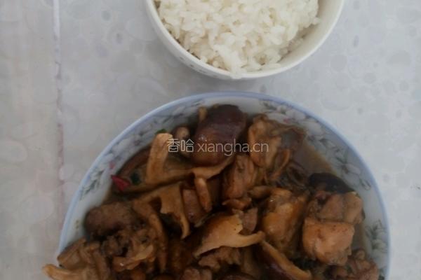 黄焖鸡米饭