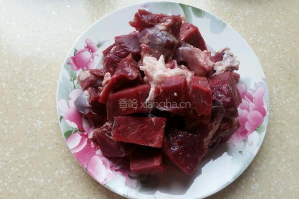 羊肉炖白萝卜的做法图解1