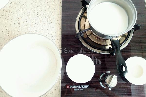 牛奶大米糕的做法图解2