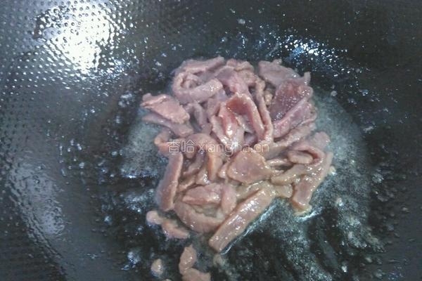 蒜苗炒牛肉的做法图解2