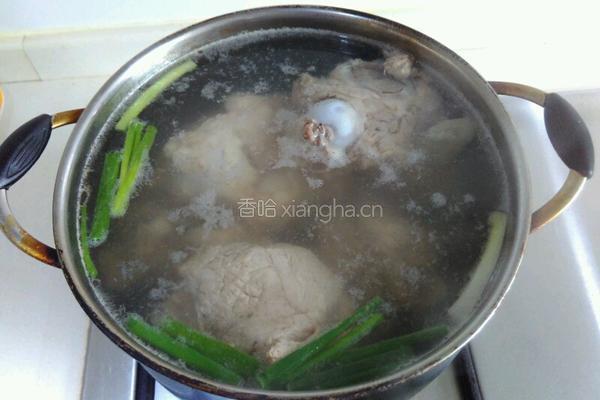 棒骨汤的做法图解5