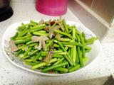 蒜苔炒腊肉的做法[图]
