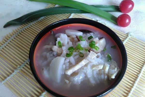 香菇鸡肉山药粥的做法图解7