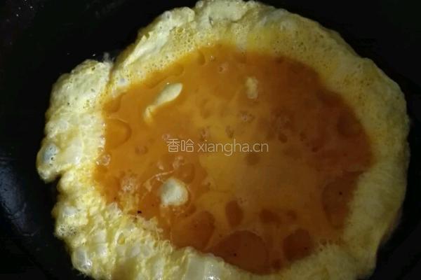 香菜炒鹅蛋的做法图解4