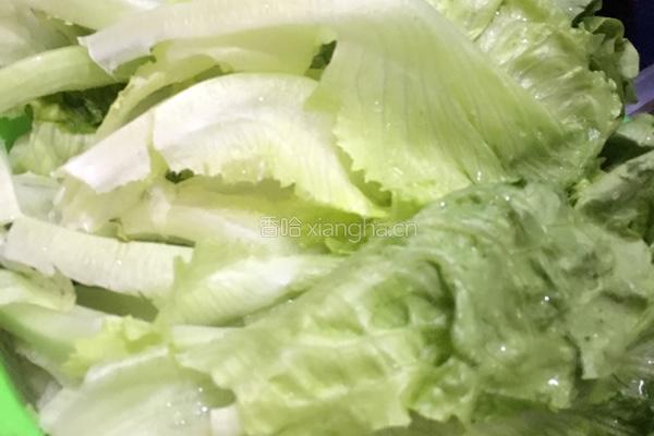 炝生菜的做法图解2