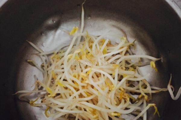 泡发绿豆芽的做法图解7