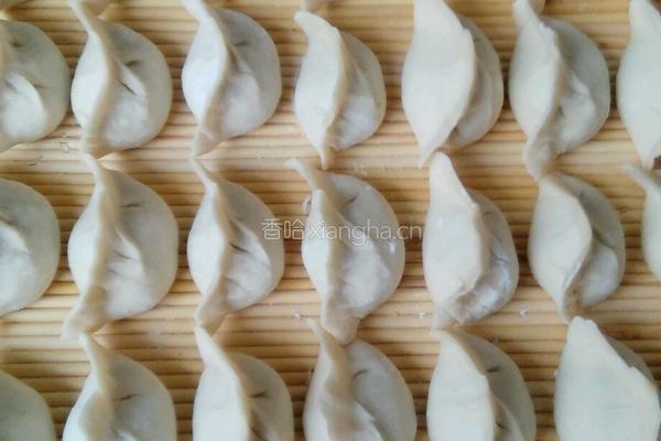 鲅鱼馅饺子的做法图解12