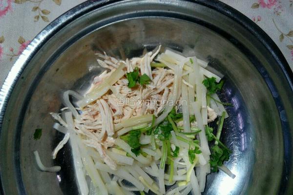鸡丝拌春笋的做法图解5