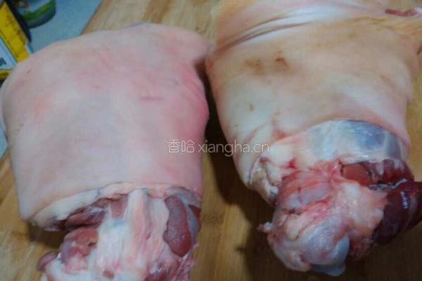 带把肘子的做法图解1
