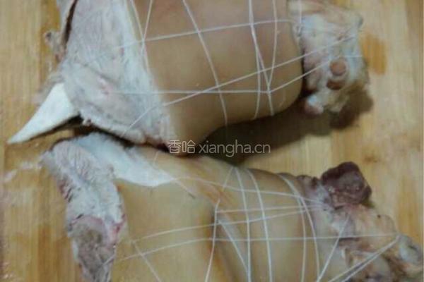 带把肘子的做法图解4
