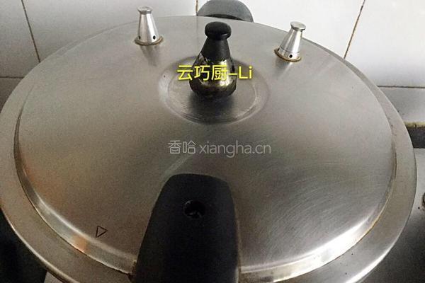 冰糖红烧肘子的做法图解10