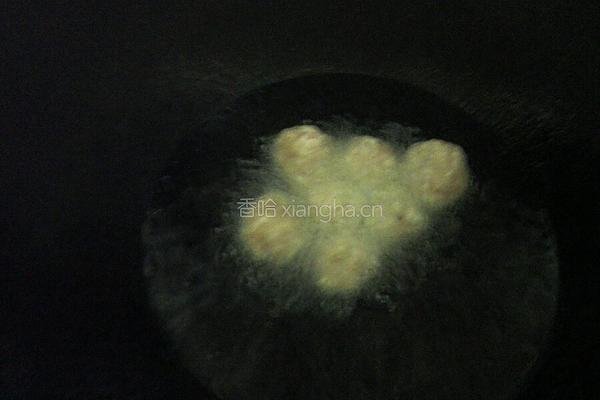 菠萝咕噜肉盖浇面的做法图解3