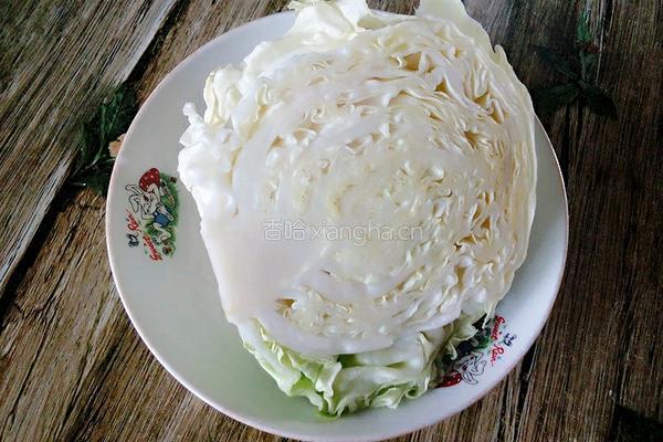 卷心菜炒滑子蘑的做法图解5