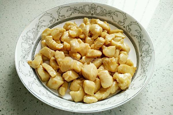 青椒麻辣鸡丁的做法图解5