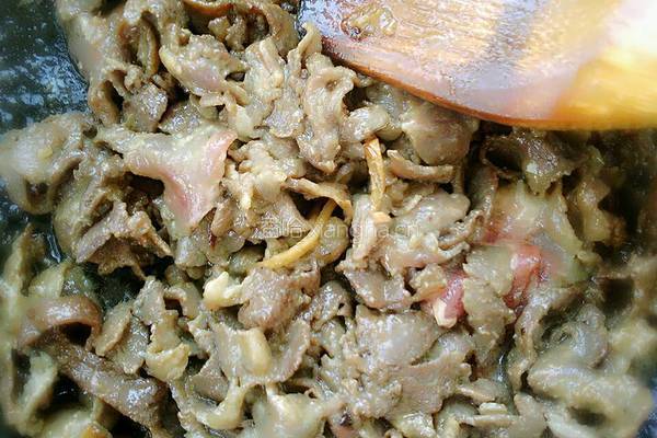 葱爆牛肉的做法图解4