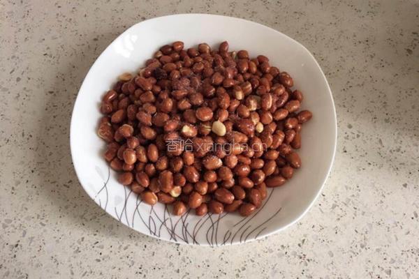下酒菜：花生米的做法图解3
