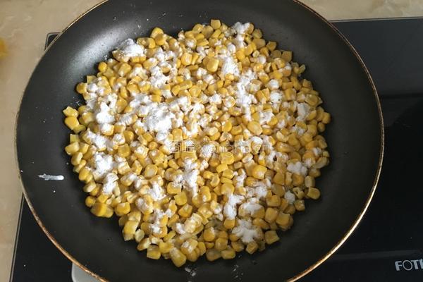 炼乳玉米烙的做法图解4