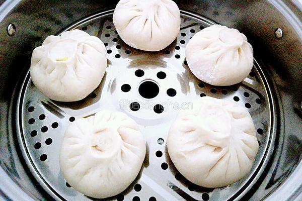 韭菜鸡蛋豆腐包子的做法图解11