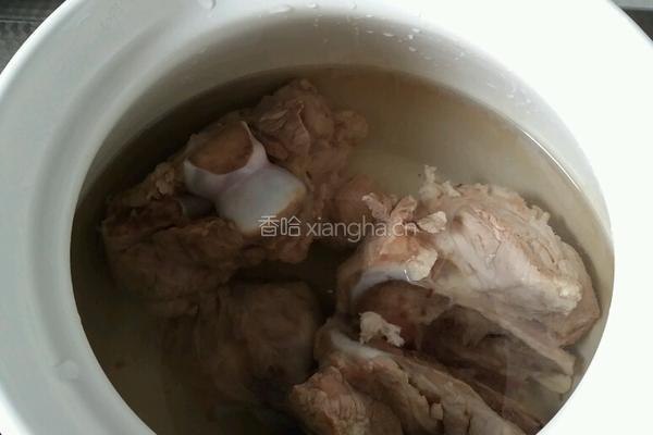 大骨汤的做法图解3