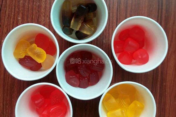 彩虹果冻的做法图解1
