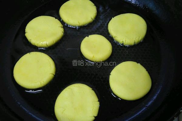 自制南瓜饼的做法图解6