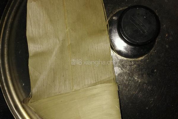 红豆栗子肉粽的做法图解6