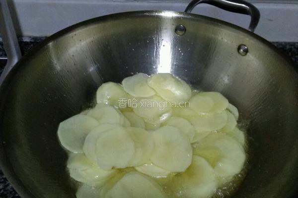 油炸土豆片的做法图解3