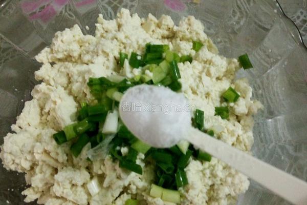 香煎豆腐饼的做法图解3