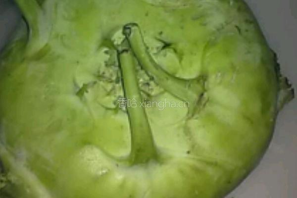 猪肉大头菜蒸饺的做法图解1