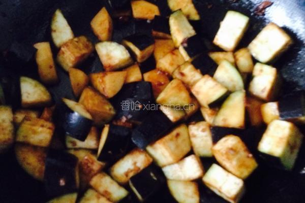土豆烧茄子的做法图解5