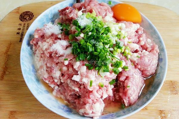 面筋塞肉的做法图解2
