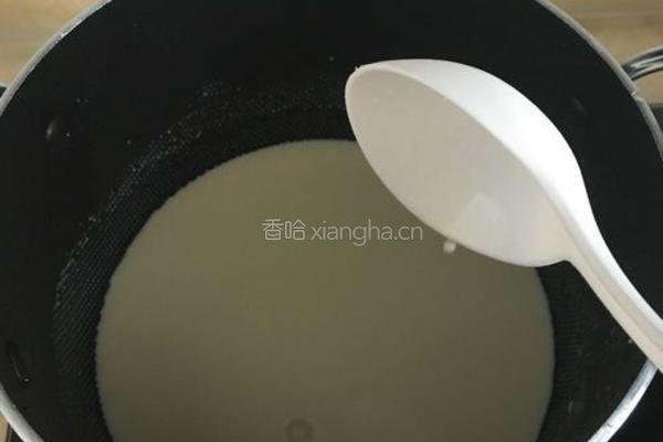 椰丝牛奶小方块的做法图解3