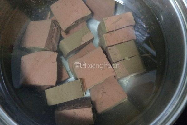 鸭血豆腐汤的做法图解2