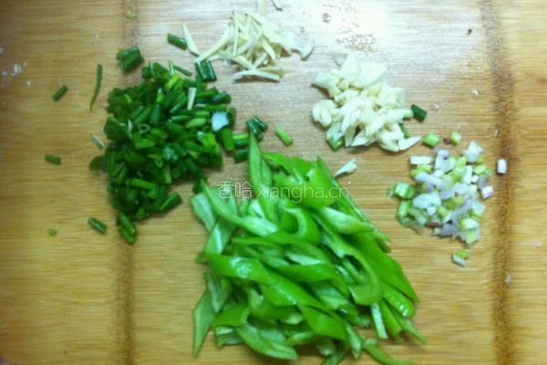 香葱炒腰花的做法图解2