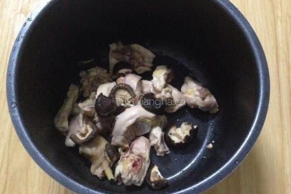 炖鸡汤的做法图解6