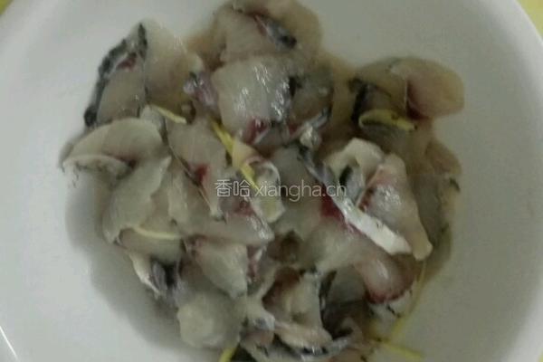 家常版酸菜鱼的做法图解2