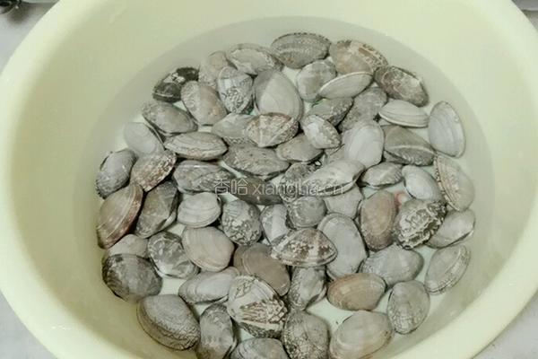 香辣花甲的做法图解1