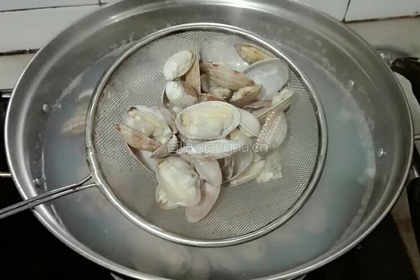 香辣花甲的做法图解3