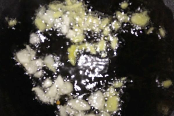 黑木耳韭菜鸡蛋蒸包子的做法图解5