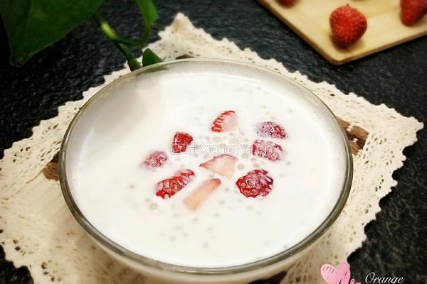 草莓西米露