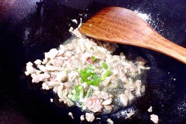 老干妈炒饼的做法图解6