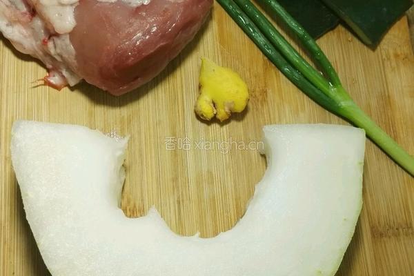 冬瓜肉片汤的做法图解1